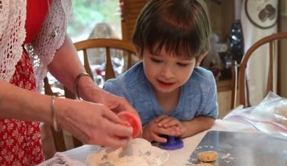 FDA says don’t eat raw cookie dough, possible risk of E.coli