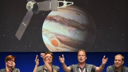 Jupiter has new visitor _ a solar-powered spacecraft