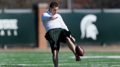 Crash kills Nebraska punter, Michigan State former punter