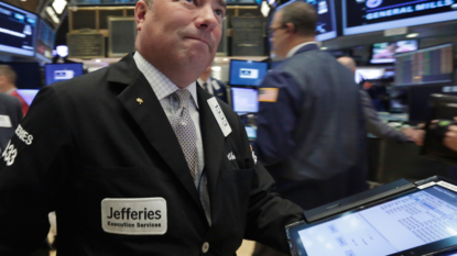 Wall St lower as earnings roll in; Fed meet eyed