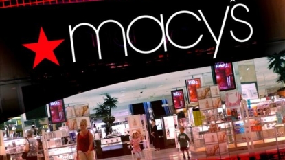 Macy’s closing 100 stores