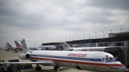 American Airlines agrees to double-digit pay raises