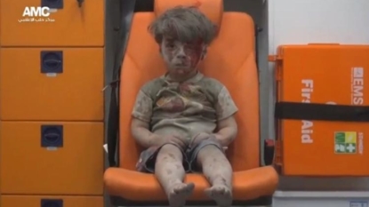 CNN anchor breaks down over distressing image of Syrian boy