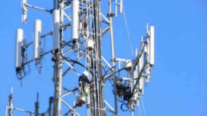 Analysts see muted response for mega spectrum auction