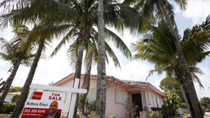 Average US 30-Year Mortgage Rate Ticks up to 3.45 Percent