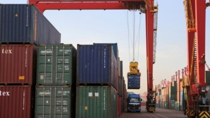 China’s imports, exports fall again in July