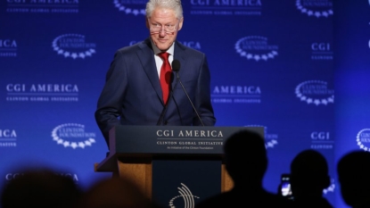 Clinton Foundation to alter donations policy if Hillary Clinton elected