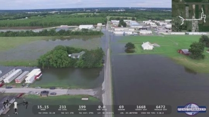 Donald Trump tours flood-ravaged Louisiana, slams Obama