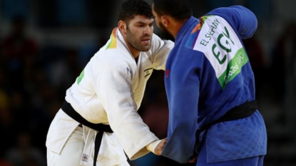 Egyptian Judo Fighter Refuses to Shake Israeli Opponent’s Hand