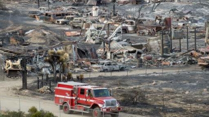 Expanding California wildfire closes Hearst Castle tourist attraction