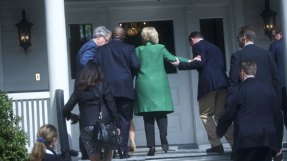 Drudge Report misleads readers with Clinton photo