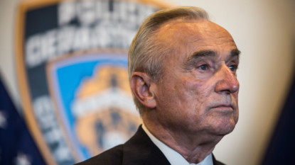 New York Police Commissioner William Bratton to resign