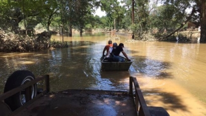 Obama to visit flooded Louisiana