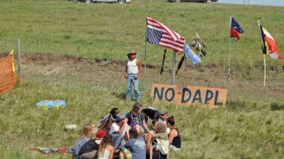 Oil pipeline construction halted amid talks with protesters