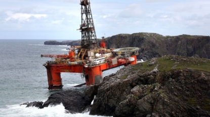 Oil rig grounded off Scotland may have leaked diesel-maritime agency