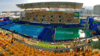 FINA says green Olympic diving pool is safe