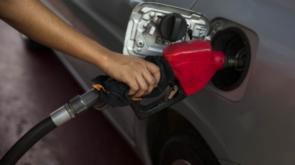 Gas prices down 6 cents nationally to $2.16 a gallon