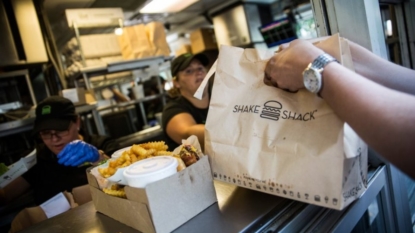 Shake Shack restaurant sales disappoint, stock drops