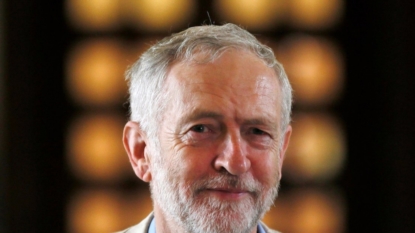 Former BBC producer Owen Smith (L) and UK Labour leader Jeremy Corbyn