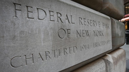 US Fed officials divided on rate hike