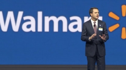 Wal-Mart Boosts Its Forecast After Second Quarter Tops Estimates