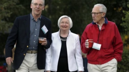 Yellen suggests rate hike is coming