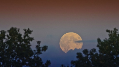 Full Harvest Moon rises Friday night