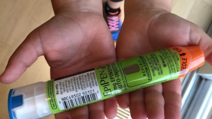 Mylan CEO set to defend EpiPen prices amid public outcry