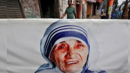 On feast day, cardinal hails Mother Teresa as pro-life hero