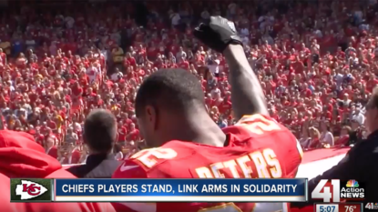 Chiefs lock arms, Peters raises fist during anthem