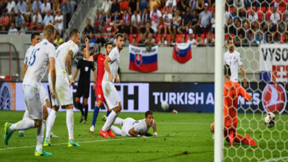 Chris Sutton slams Wayne Rooney’s Slovakia performance: ‘He’s killing Harry Kane’