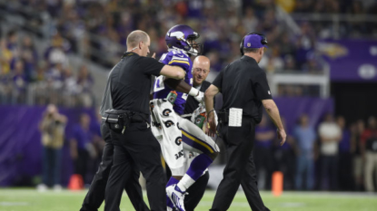 Vikings left tackle Kalil has surgery for torn labrum in hip