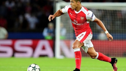 Sanchez, Ospina rescue Arsenal in Paris