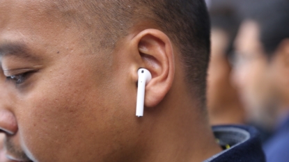 Apple Tries To Solve Headphone Jack Problem With A More Complicated Solution