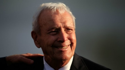 Golf legend Arnold Palmer passes away Sunday afternoon