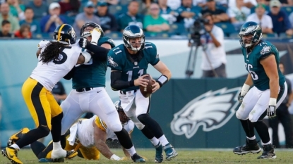 Carson Wentz Keeps Eyes Down Field, Hits Sproles For 73-Yard TD