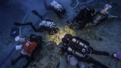 Skeleton discovered on ancient Greek shipwreck