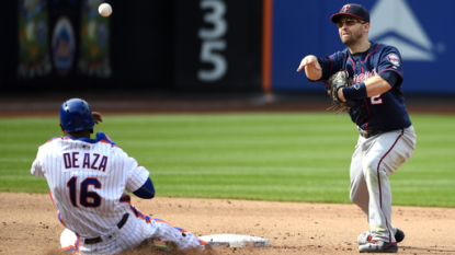 Curtis Granderson makes Mets history with two extra-inning homers