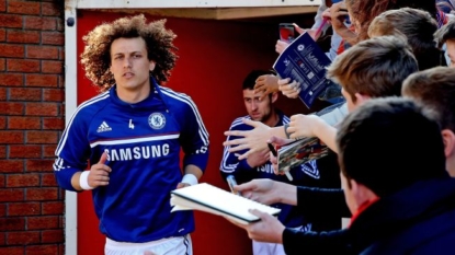 David Luiz set to complete Chelsea return after two years in Paris