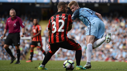 De Bruyne shines as Man City juggernaut rolls on