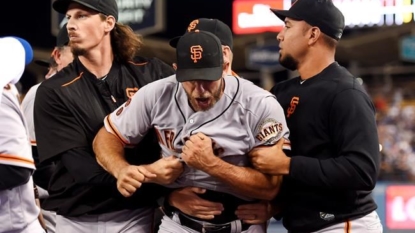 Dodger Players Troll Madison Bumgarner with ‘#DontLookAtMe’ T-Shirts