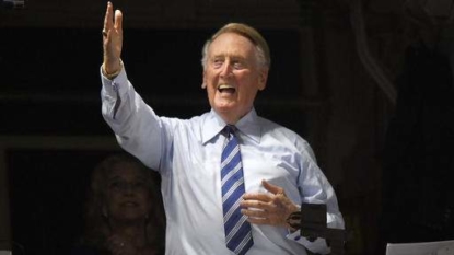 Dodgers Honor Vin Scully for His 67 Years of Storytelling