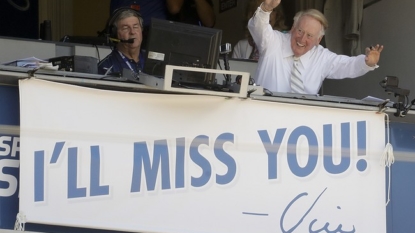 Dodgers clinch NL West on walk-off homer