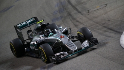 Rosberg flies, Hamilton skids in Singapore