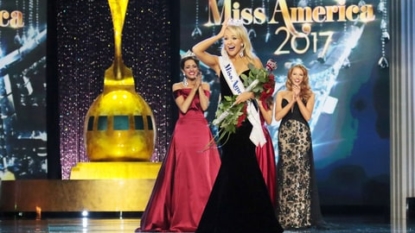 Fayetteville native, Miss Arkansas Savvy Shields wins Miss America pageant