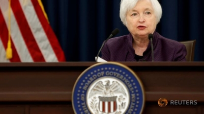 Fed stays on hold but December rise likely