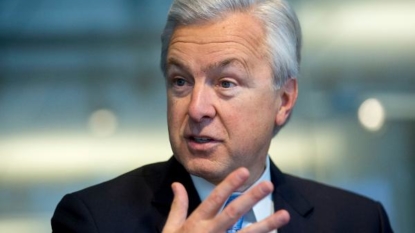 Federal Prosecutors Investigating Wells Fargo Over Sales Tactics