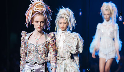 Marc Jacobs apologizes for response to critics of dreadlocks