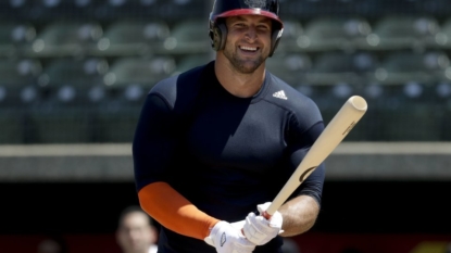 Former NFL Player Tim Tebow Signs Contract With the New York Mets