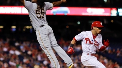 Gomez gives up late homer, Phillies fall to Pirates 5-3